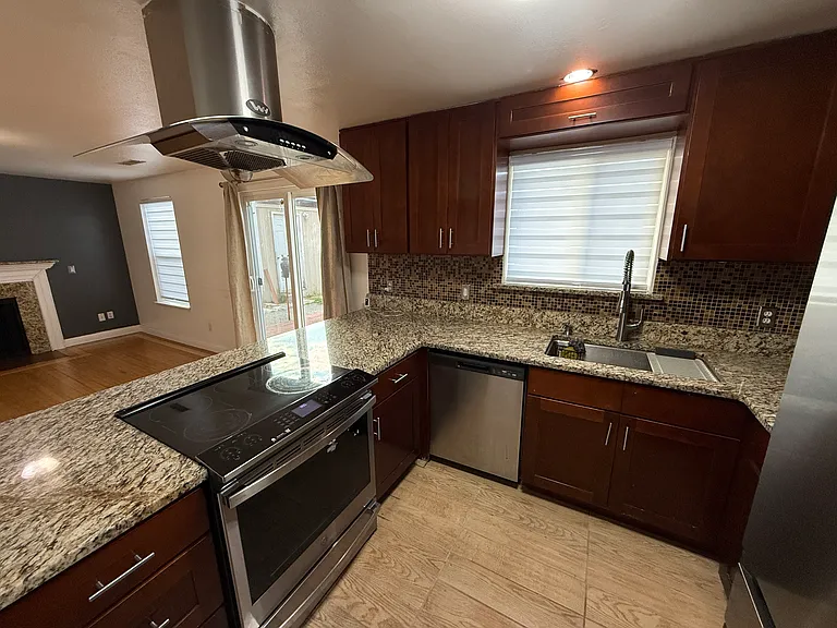 11940 SE 260th Pl — Photo 7