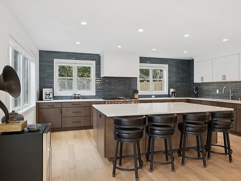 85 Gould St — Photo 15