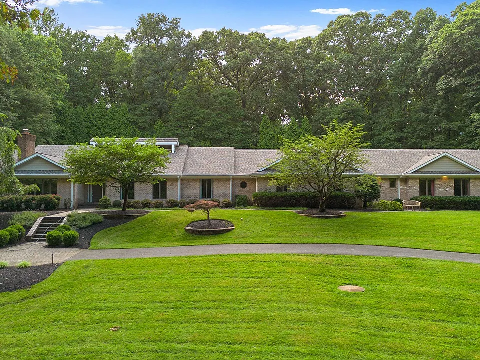 4233 Buckskin Wood Dr
