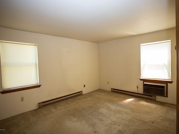 3rd image of 65 Whitefield Ave #206