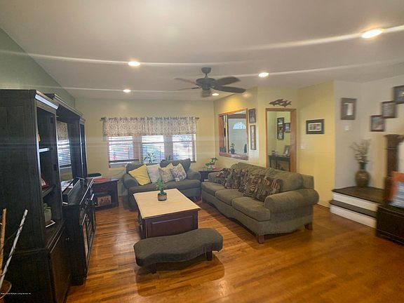 4th image of 2546 Woodhull Ave