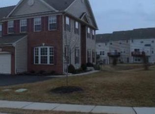 168 Penns Manor Dr, Kennett Square, PA 19348