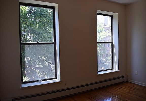 5th image of 352 W 121st St #2