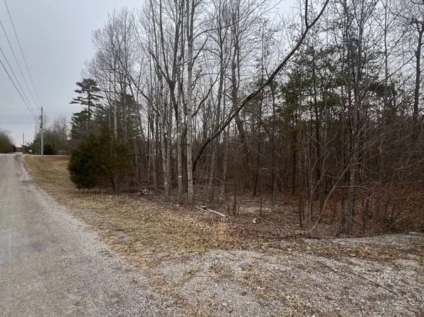 36 George Branch Dr, Monterey, TN 38574