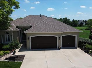 9809 Cooper St, Lenexa, KS 66220