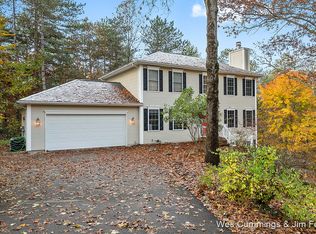 14100 Natures Place Ct SE, Lowell, MI 49331
