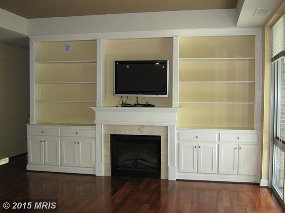 2nd image of 513 W Broad St APT 204