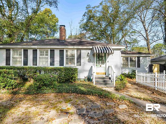 3rd image of 5128 Norton Ln