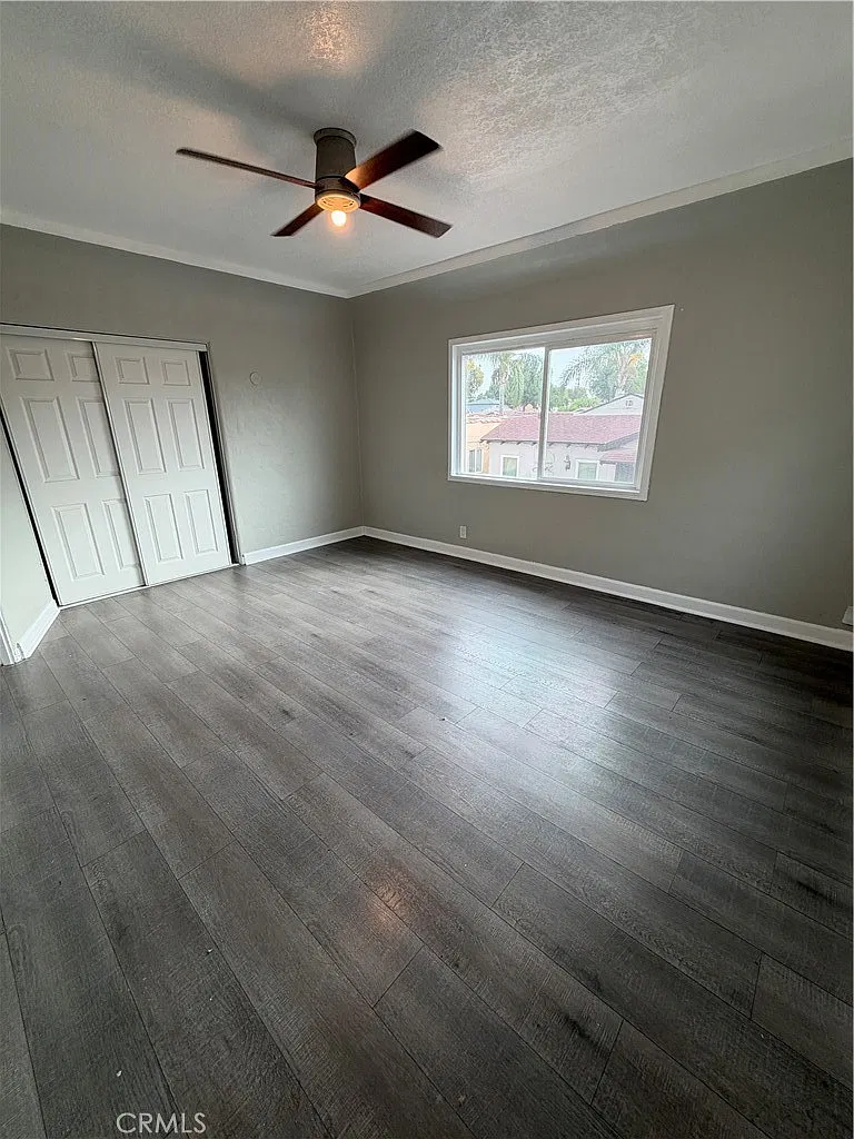 Studio, 420 sqft, $1,525 — Photo 2