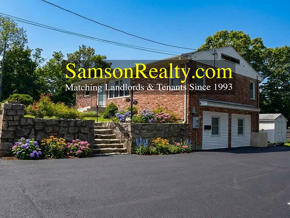 495 Oaklawn Ave