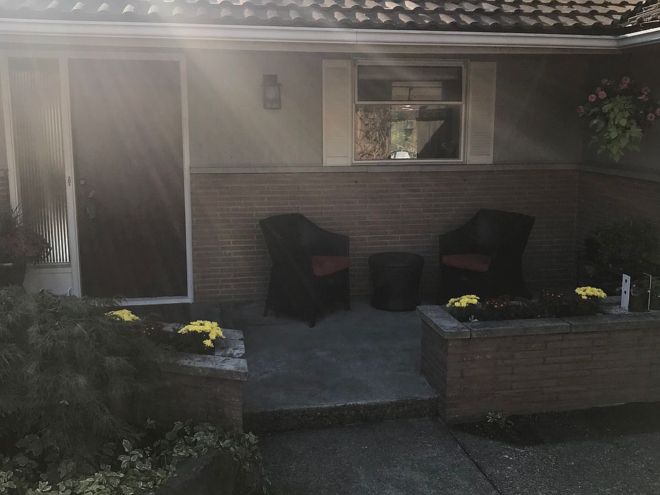 1st image of 16722 39th Ave NE