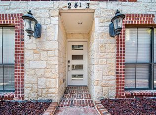 2413 Knight St, Dallas, TX 75219