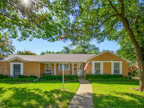 200 N Weatherred Dr, Richardson, TX 75080