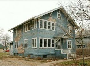 905 N C St, Indianola, IA 50125
