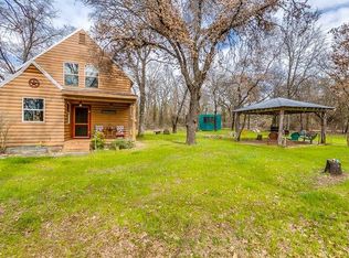 917 Jordan Rd, Poolville, TX 76487