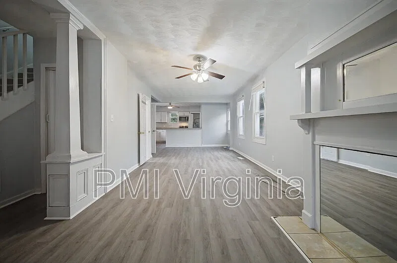 3 bed, 2.0 bath, 1269 sqft, $1,900 — Photo 4