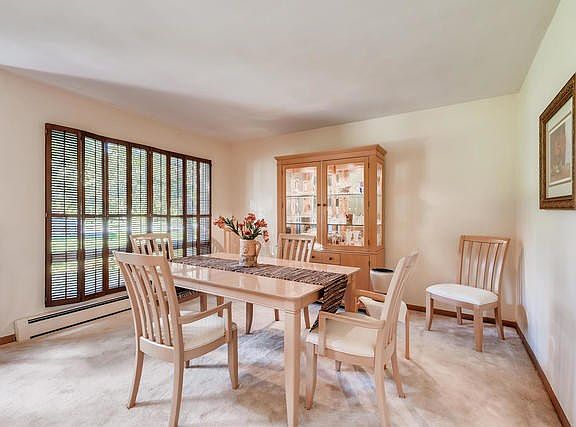 5th image of 9010 Forest Glen Blvd