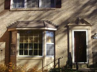 9014 Okeith Ct, Springfield, VA 22152