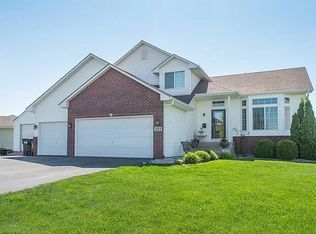 223 Winkler Trl, Cologne, MN 55322