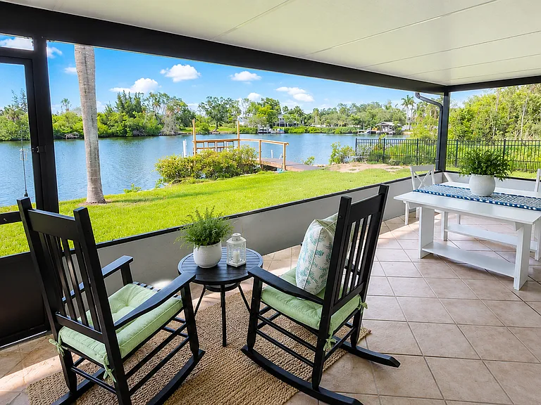 902 Bayshore Dr — Photo 7
