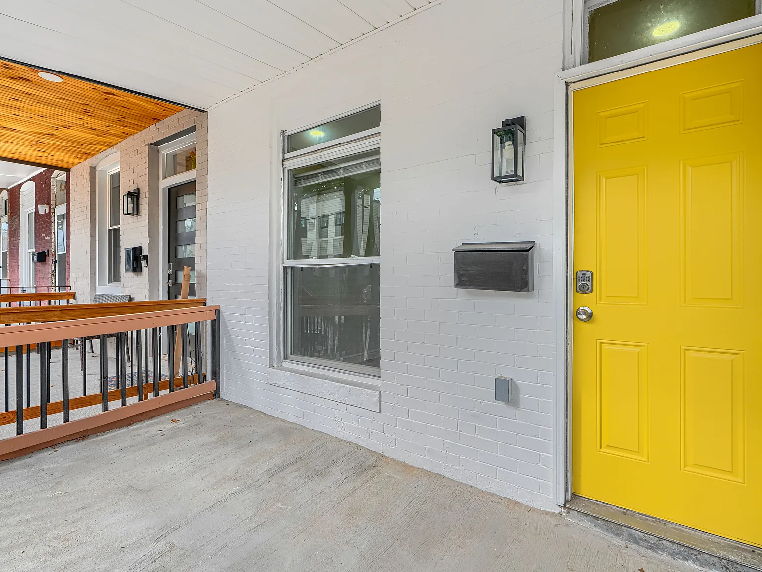 4 bed, 1260 sqft, $1,800 — Photo 3