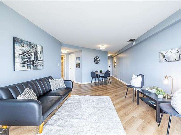 5th image of 1501 Clairmont Rd APT 1628