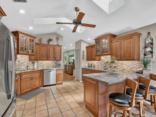 6097 Bay Isles Drive, Boynton Beach, FL 33437
