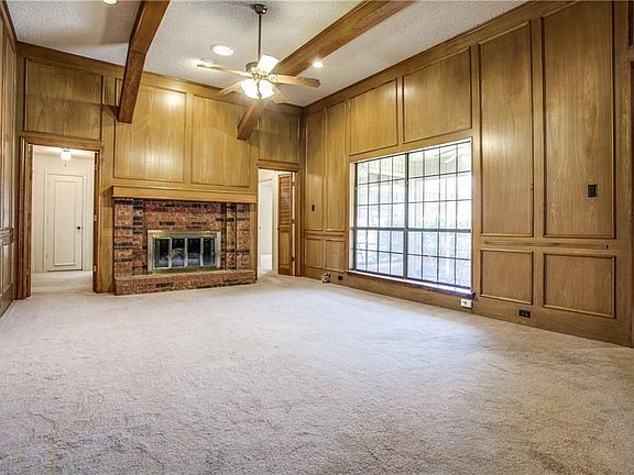 5th image of 1109 Silverthorn Ct