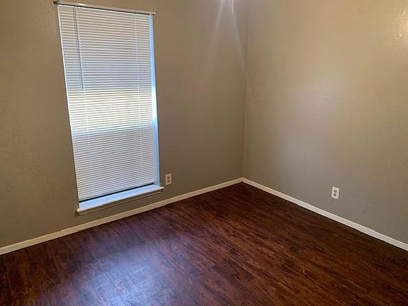 2nd image of 10119 Willfield Dr