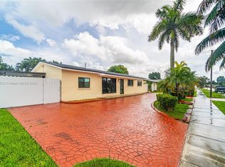 16945 SW 119th Pl, Miami, FL 33177