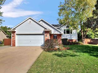 320 W Goff Rd, Valley Center, KS 67147