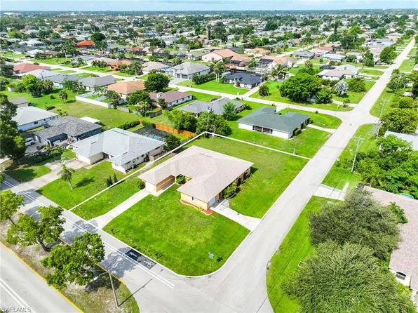 1304-1306 SE 24th AVE, CAPE CORAL, FL 33990