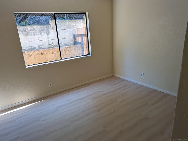 315 Pomelo Dr — Photo 3