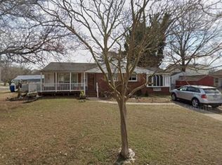 4943 Clover St, Virginia Beach, VA 23462