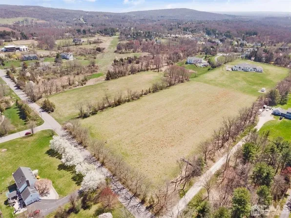 71 Payne Rd, Annandale, NJ 08801