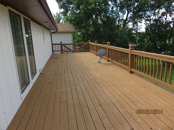 5th image of 1612 N 150th Ct