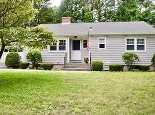 51 Highland View St, Westfield, MA 01085