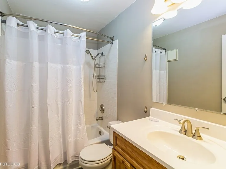 103 Boardwalk St #1E — Photo 9
