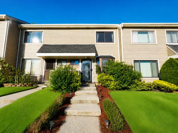 18 Arrowood Court image 1 of 22