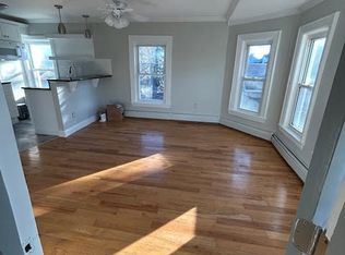 72 Kickemuit Rd APT 3F, Warren, RI 02885