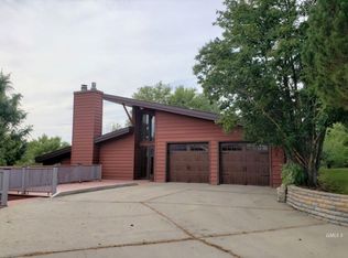 104 Juniper Ave, Glendive, MT 59330