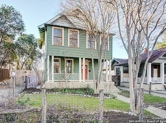 2nd image of 526 W Magnolia Ave