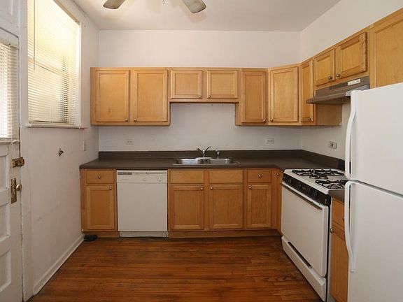 5th image of 1924 W Winona St #V3