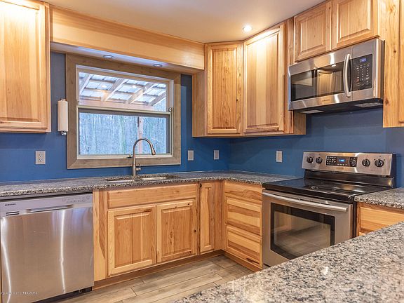 5th image of 2281 E Kinsel Hwy
