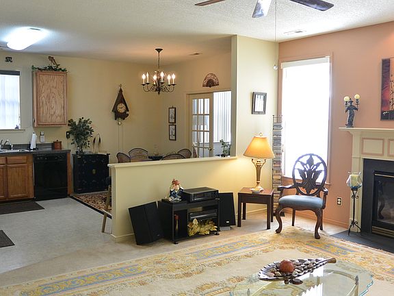 4th image of 6579 Magnolia Green Ln