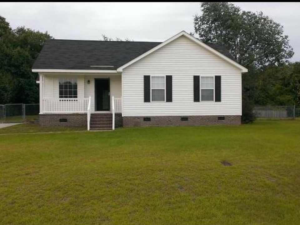 1st image of 206 Twin Creeks Dr
