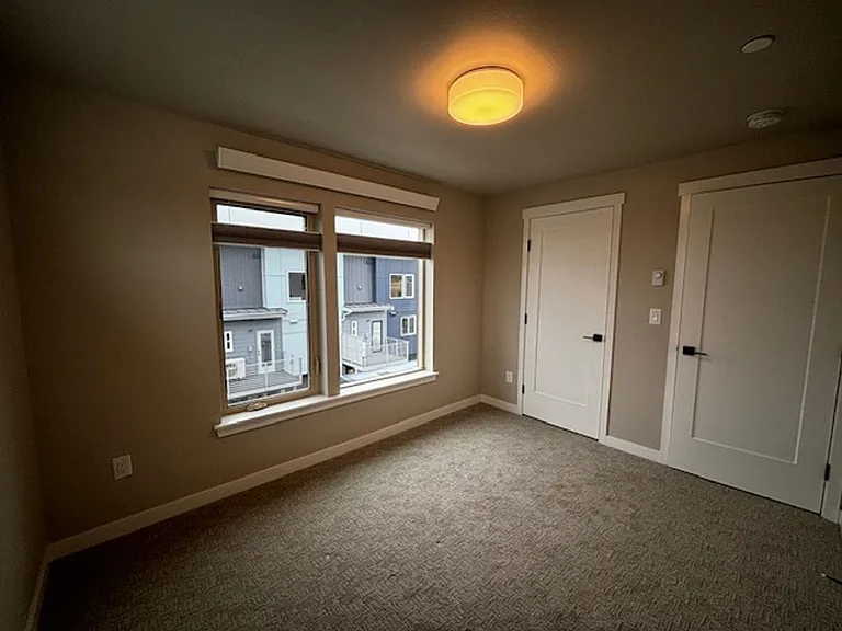 688 Venture Way — Photo 7