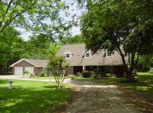 16403 Pecan Dr, Sugar Land, TX 77498