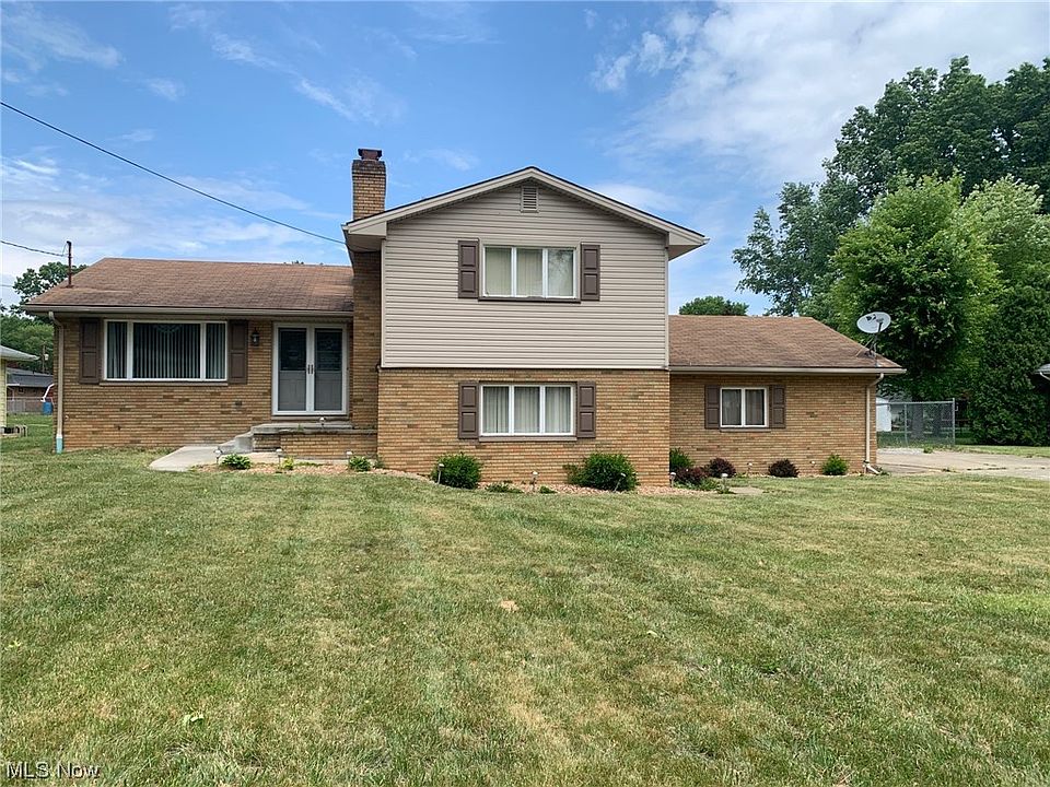 1st image of 448 Catherine St