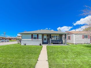 1502 Walnut Dr, Cheyenne, WY 82001
